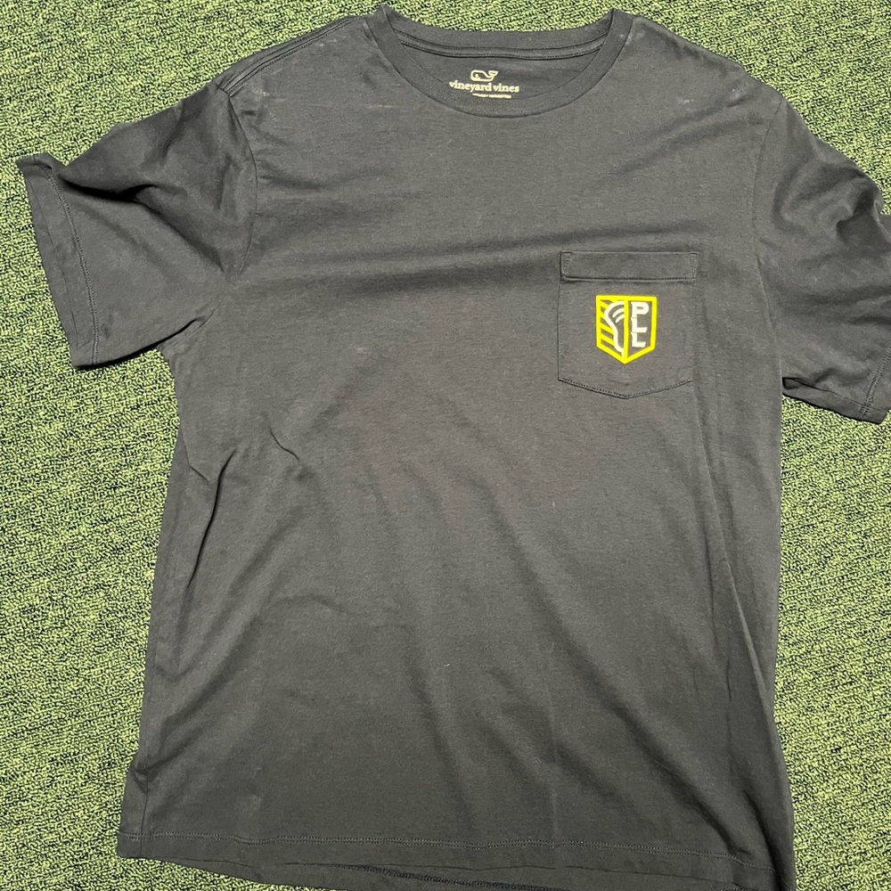 Vineyard Vines/ PLL short sleeve men’s lacrosse tee